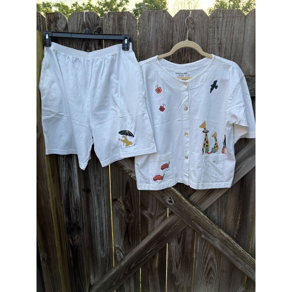 VTG Blue-Eyed Bear White Cotton Noahs Ark Hand-Blocked Button Top and Shorts Set